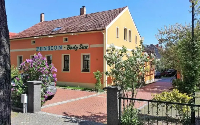 Pension Body Sun