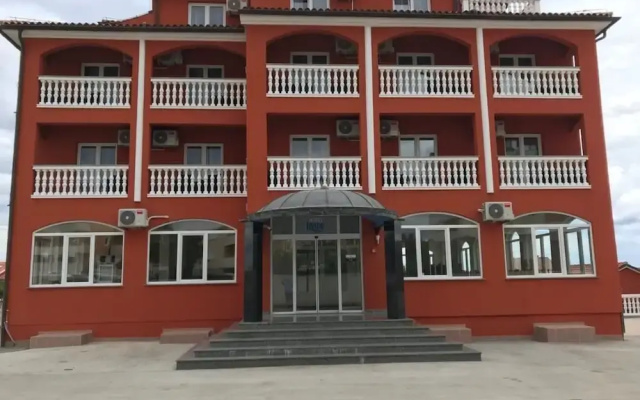 Hotel Livadic
