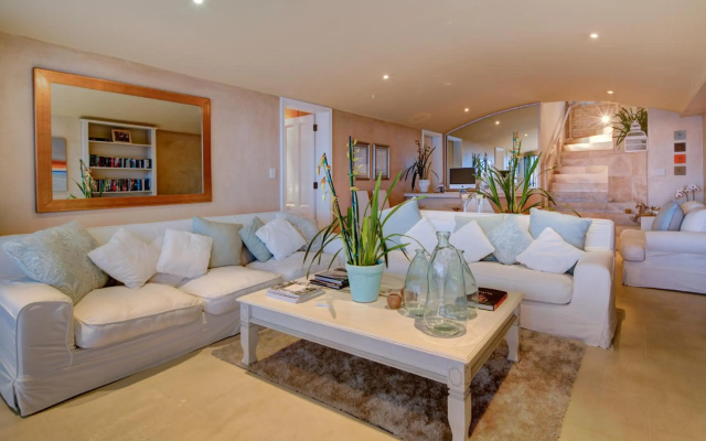 Atlantique Villa Camps Bay 4-Bedroom Luxury Villa