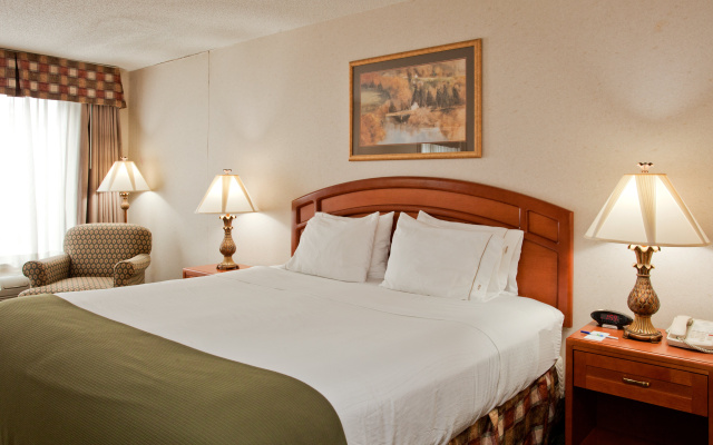 Holiday Inn Express & Suites Montpelier by IHG