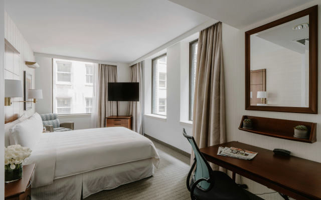 Club Quarters Hotel, Central Loop, Chicago