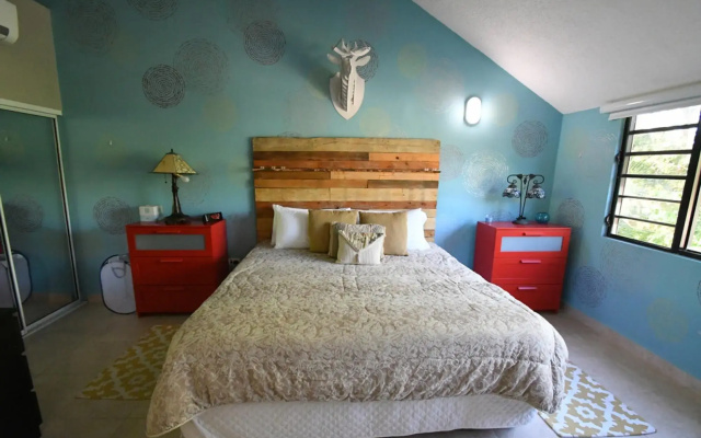 Spectacular Home Away from Home, Fully Equipped (BV308)