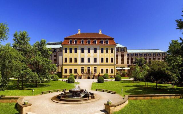 Отель The Westin Bellevue Dresden Германия, Дрезден - 3 отзыва об отеле, цены и фото номеров - забронировать отель The Westin Bellevue Dresden онлайн вид на фасад