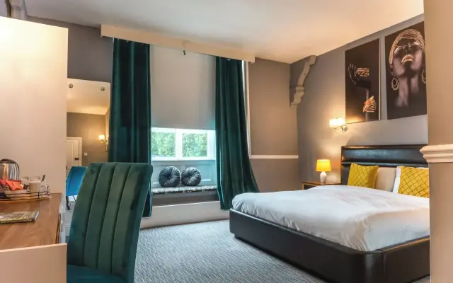 Best Western The Plough Hotel