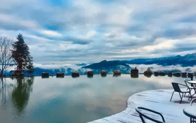Chongqing Xingyu Xingyuan Tent Homestay please