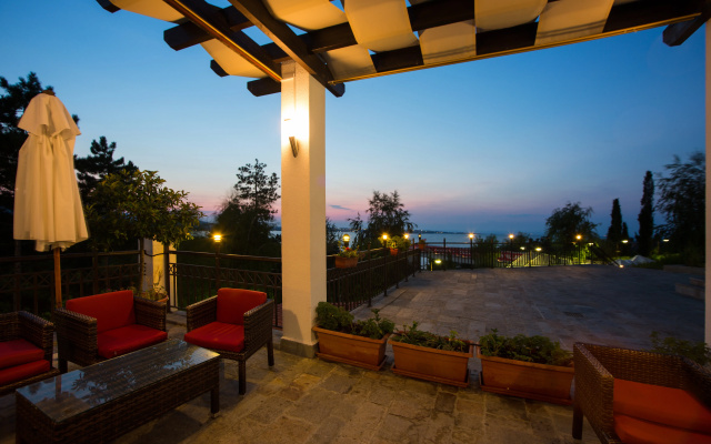 Marina Villas