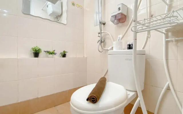 Restful And Tranquil 1Br At Apartment Bassura City