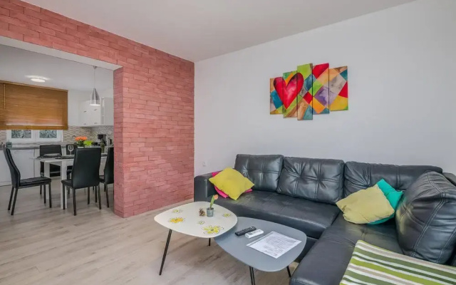 Amazing Apartment in Vrbnik With 1 Bedrooms and Wifi