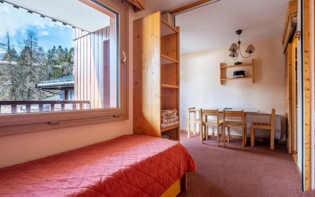 Studio in Doucy With Mountain Views