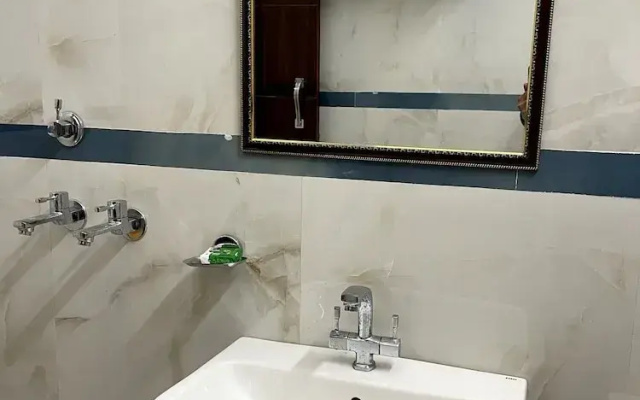 Hotel Paradise - Chandigarh