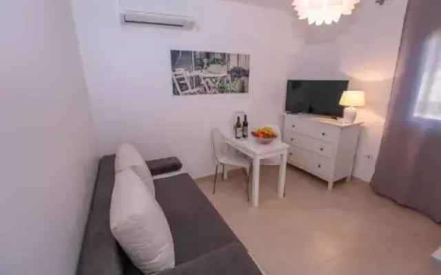 Apartments Zoya