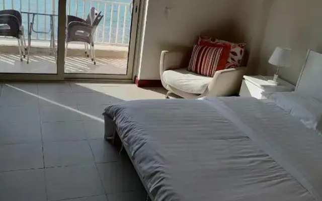 نزل الشاطئ 1 - عائلات فقط