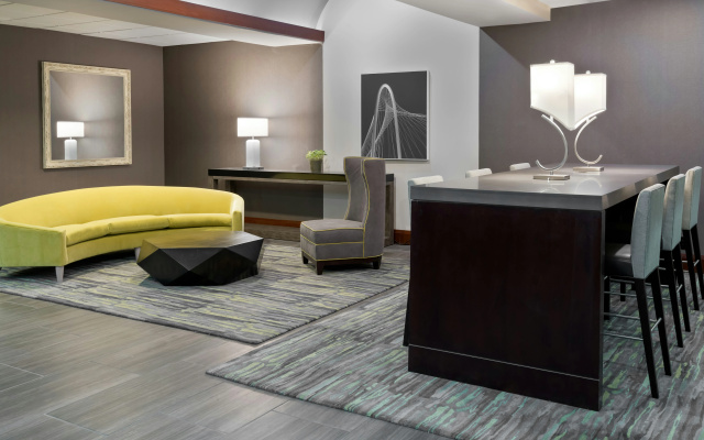 Embassy Suites by Hilton Dallas Park Central Area