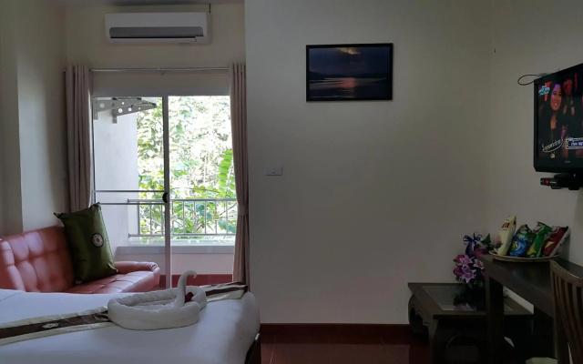 Ruen Narisra Resort