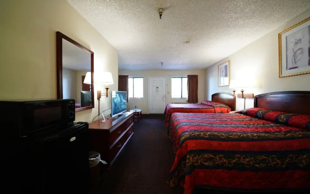 Ambassador Inn Fresno