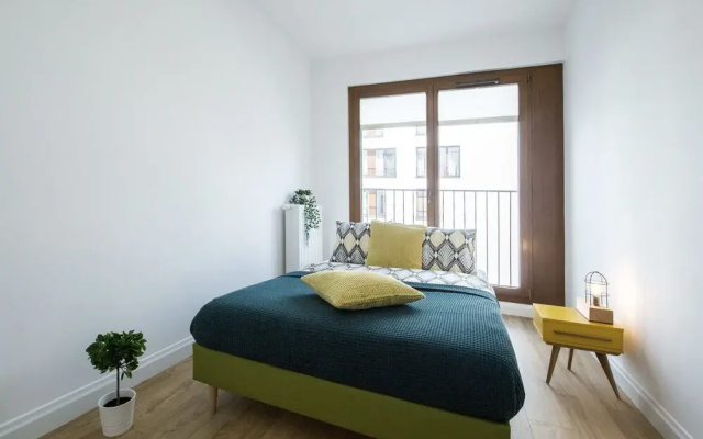 NEW apartament 4 bedrooms near Airport