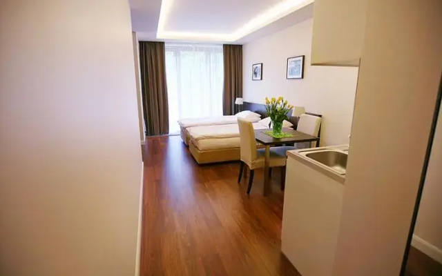Plater 10 Residence