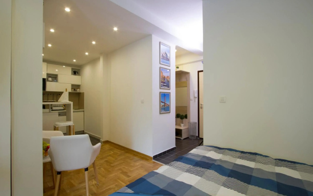 Lux Life Apartment