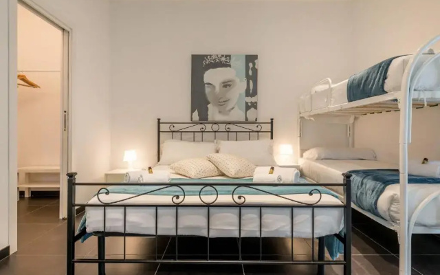 YOUR HOUSE ROOMs 1
