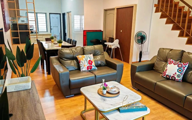 W9@GoldenHills/WiFi/4Room/Steamboat/NightMarket
