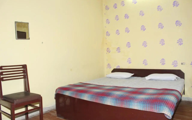 Hotel Raj Bed & Breakfast