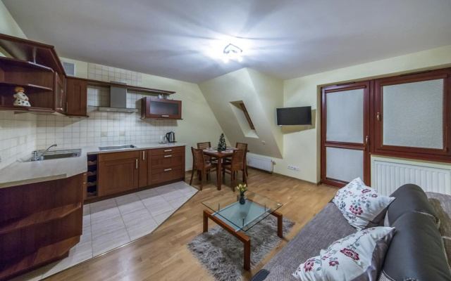 Apart4You Apartament Meteor