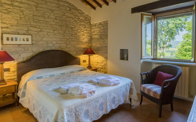 Exclusive Outdoor 2 Bubble Baths, Heated Pool, Gym