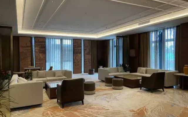 HATG Jinling Grand Hotel