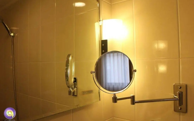 Q Modern Service Apartment