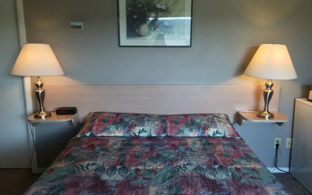 Drummond Lodge & Motel