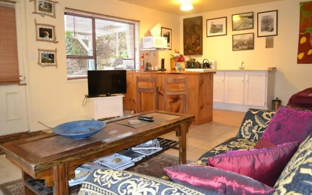 Barrier Oasis Lodge