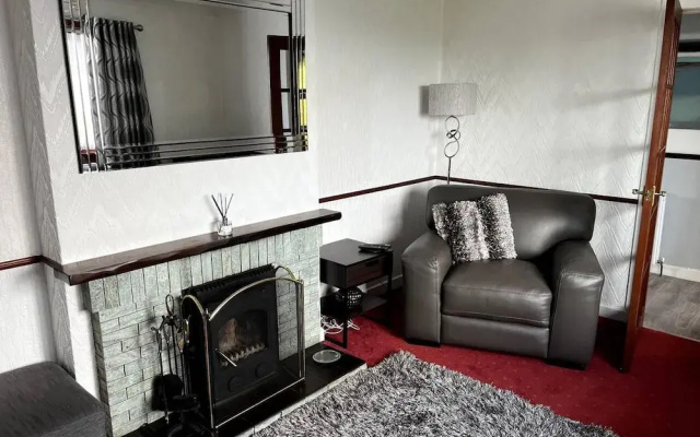 Immaculate 5 Bedroom House Outside Stornoway