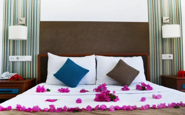 Oskay Hotel