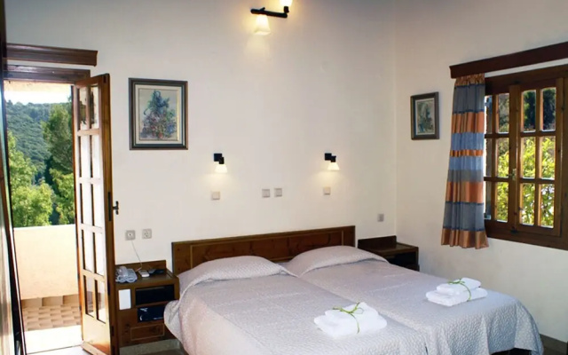 Drymna Hotel
