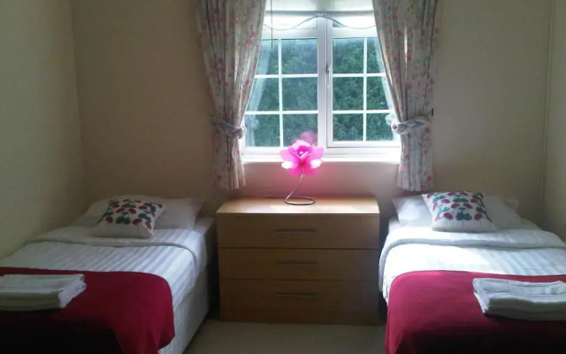 Plumpton House