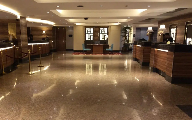 Century Park Hotel