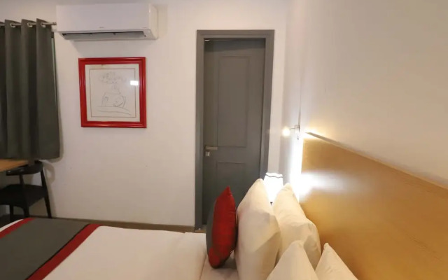 Qotel Hotel IP Residency