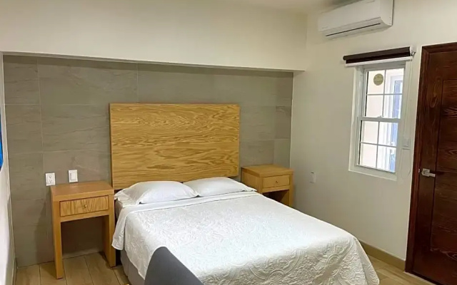 Hotel Plaza OSCARCEL