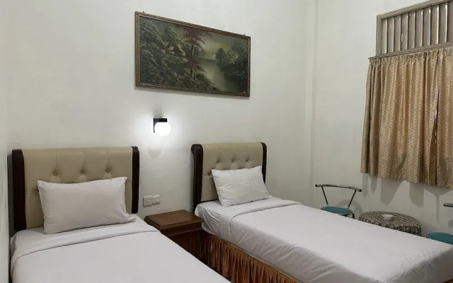 Capital O 93291 Bintang Hotel