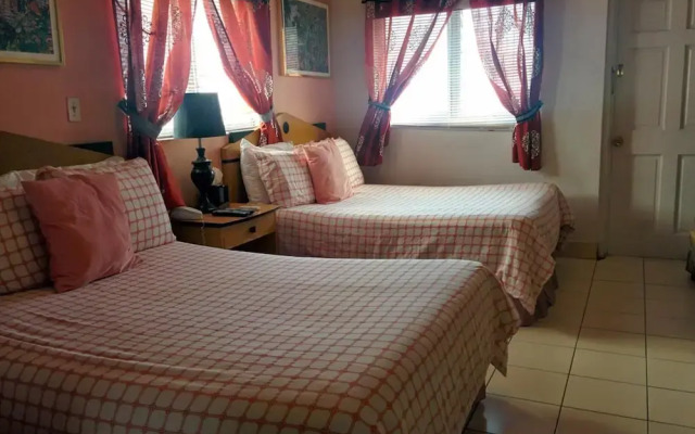 Towne Hotel