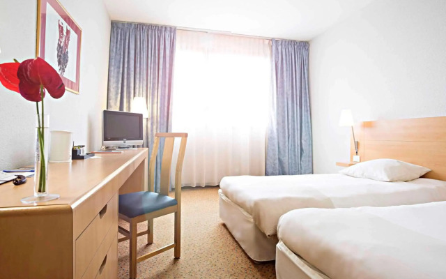 Отель Novotel Torino Corso Giulio Cesare