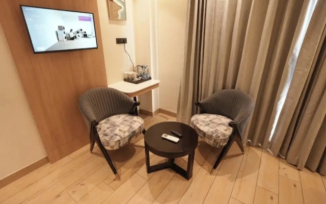 Hotel Midas