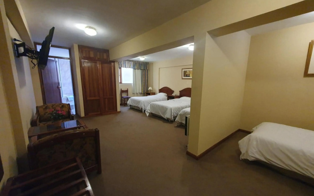 Qelqatani Hotel