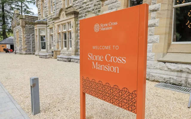 The Margaret Suite Stone Cross Mansion