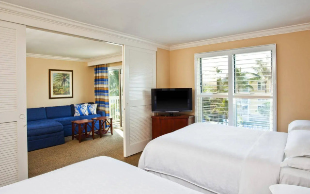 Отель Margaritaville Beach House Key West