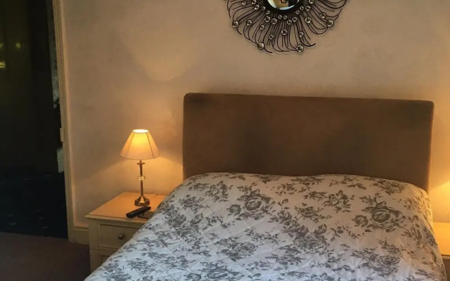 Hillcrest Guest House