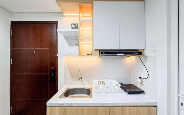White Tone 2Br At Springwood Residence Tangerang