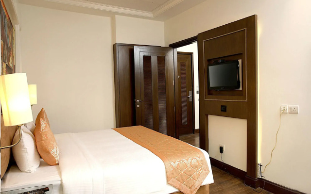 Inde Hotel Signature Tower