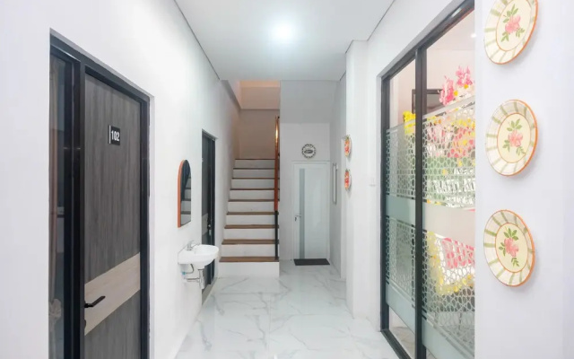Urbanview Syariah Near Manahan Surakarta