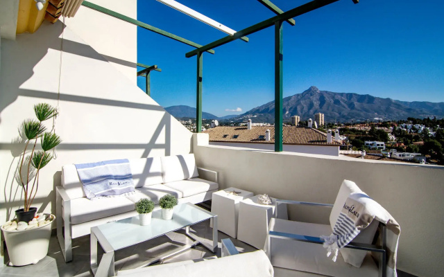 SAD-Spacious 2 bedroom duplex P.Banus